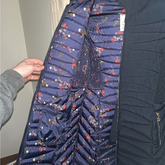 Bernardo Women’s Navy Winter Puffer Jacket Small - Picture 5 of 13